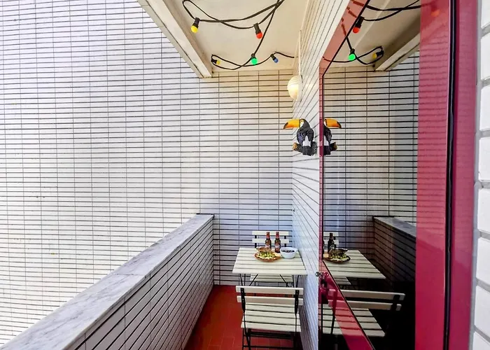 Coronel Pacheco 42 - Oporto