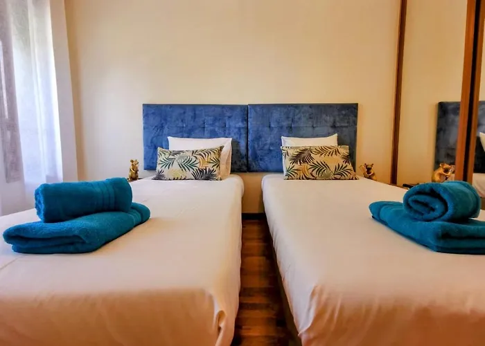 Coronel Pacheco 42 - *