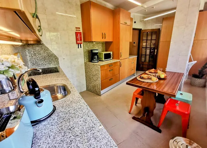 Coronel Pacheco 42 - * Porto